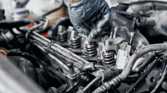 Moottoriremontti kaarinanautokorjaamo