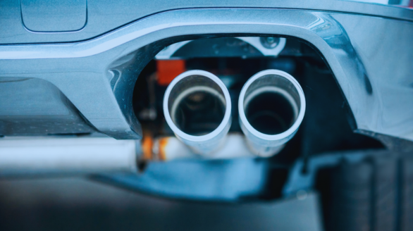 Pakoputken korjaus kaarinanautokorjaamo